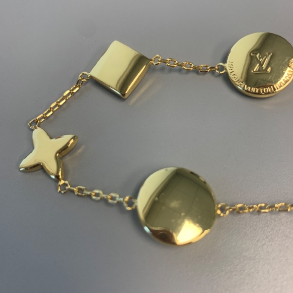 Louis Vuitton clover bracelet - Picture 6 of 11